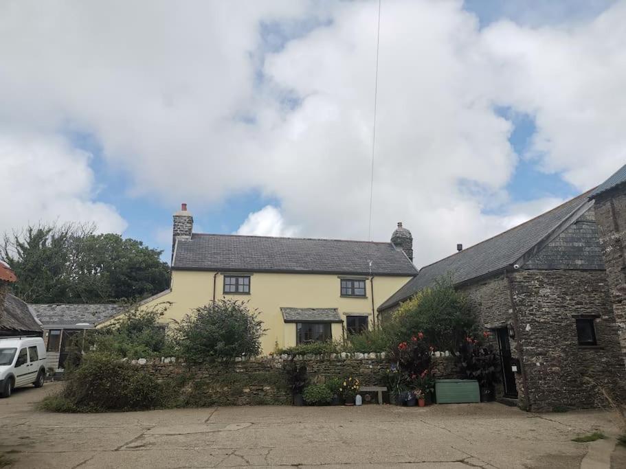 Rural Historic Farmhouse - A Peaceful Escape West Down Exteriér fotografie